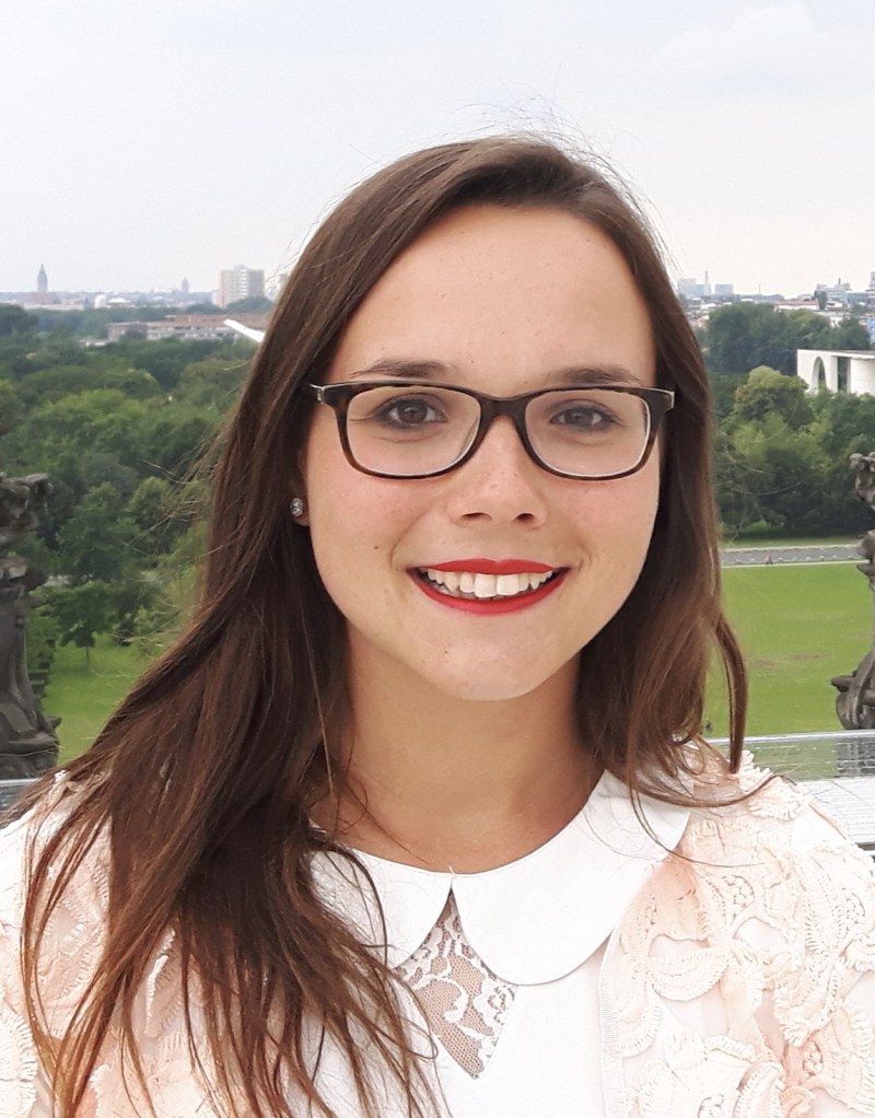 Eva Janssens awarded the Professor Bruins Prize